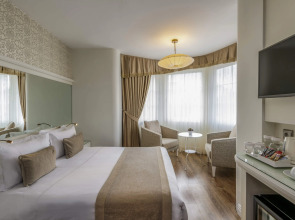 Отель Yasmak Sultan