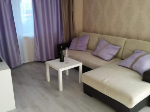 Квартира Уютная двухкомнатная