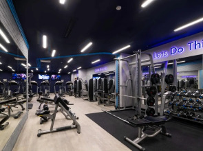 Отель Ramada and Suites by Wyndham Yerevan