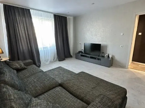 Квартира на улице 50 лет Октября 203/1