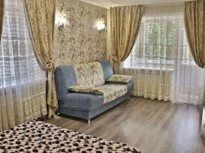 Апартаменты Уютные на улице Коммунаров