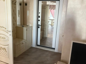 Апартаменты Квартира Красная 176 В ЖК Большой