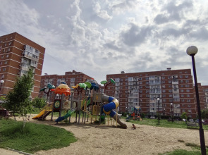 Квартира Уютная и чистая в новом тихом районе рядом с центром