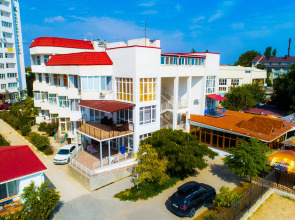 Апартаменты VIP on the beach 1