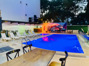 Отель Grand LAVİN