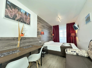 Квартира Enjoy Apartments & Studios — Акварели №2