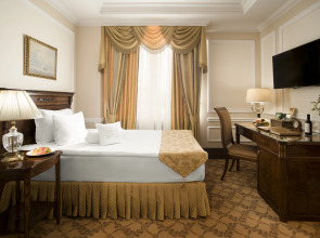 Отель Nobil Luxury