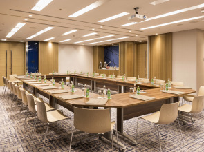 Отель Crowne Plaza Istanbul Florya