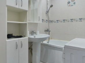 Апартаменты 9 ночей на Киевской 70/3 №2