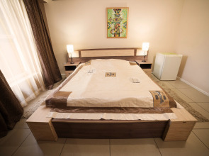 Отель Jam Trusakvets