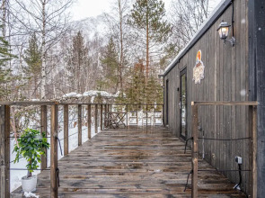 Коттедж Премиум с Терассой и Красивым Видом в Терсколе от Квартирукинг