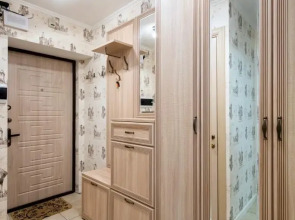 Апартаменты  8-я Парковая  25