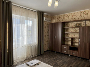 Апартаменты 381 Мичурина 7