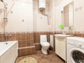 Апартаменты Папанинцев 111