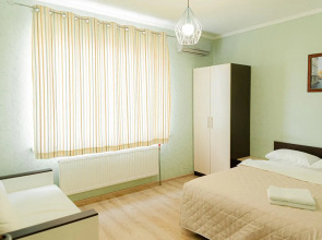 Апартаменты двухкомнатные (114) Серебровская 91