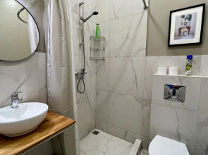 Апартаменты Серебрянический 5