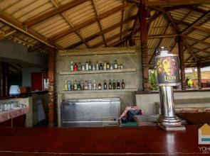 Отель Yoho Rivi Ras