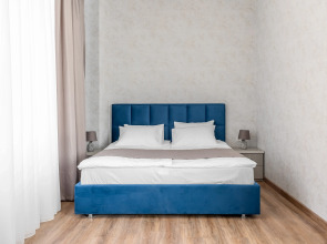 Отель Харес