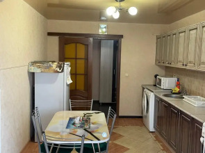 Апартаменты Квартира на Октябрьской 215/1