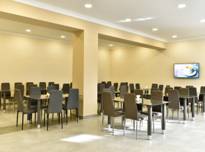 Отель Green Wood