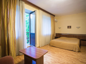 Отель Солярис