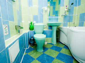 Апартаменты Квартирный Вопрос на Артема 89