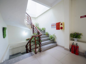 Отель Family Transit 2