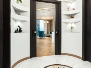 Romantic apart on 71 floor