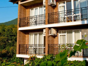 Мини-отель На Кольцевой (Aring House)