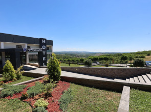 Отель Alexander Resort