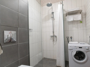 Отель Двенадцать