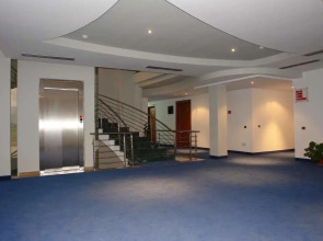 Отель Airport Tirana