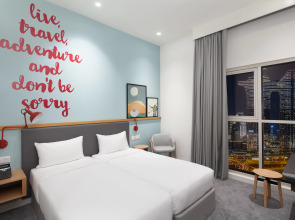 Отель Rove City Walk