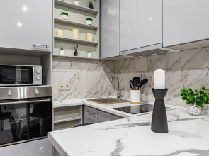 Апартаменты-студия возле метро Стахановская