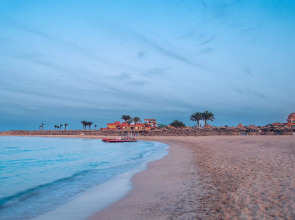 Отель Malikia Resort Abu Dabbab