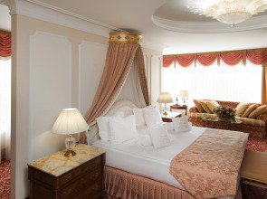 Отель Nobil Luxury