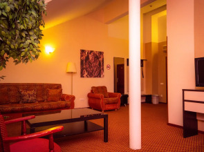 Отель Саврасовская