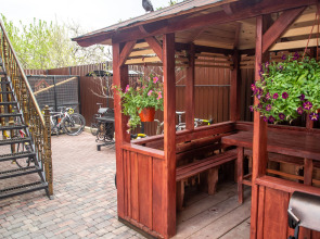 Господин Постоялец