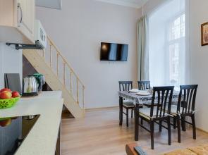 Апартаменты Улучшенные на Пушкинской 9