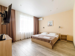 Отель Платон