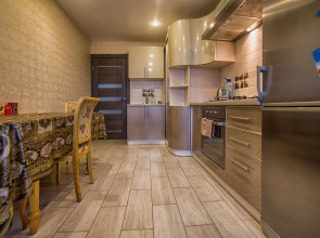 Апартаменты Матросова 16