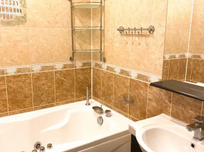 Квартира Дизайнерская с Джакузи