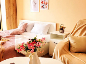 Апартаменты на Переверткина 1/3