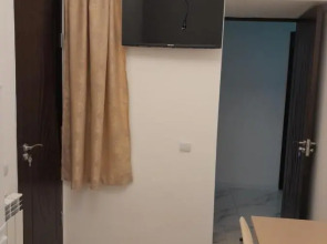 Отель Layros & Andersen