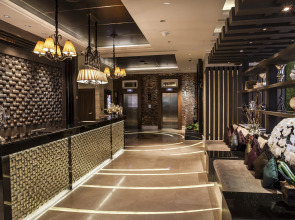 The Continent Hotel Sukhumvit / Asok BTS Bangkok by Compass Hospitality