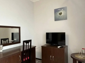 Отель Танжарык