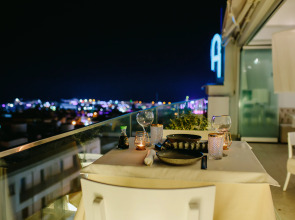 Отель Napa Suites