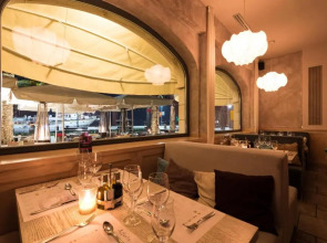 Отель Astoria Tivat