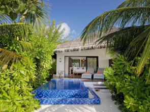 Grand Park Kodhipparu Hotel