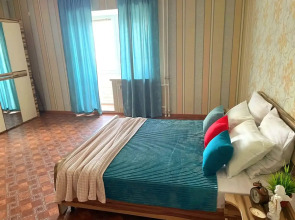 Апартаменты на Землячки